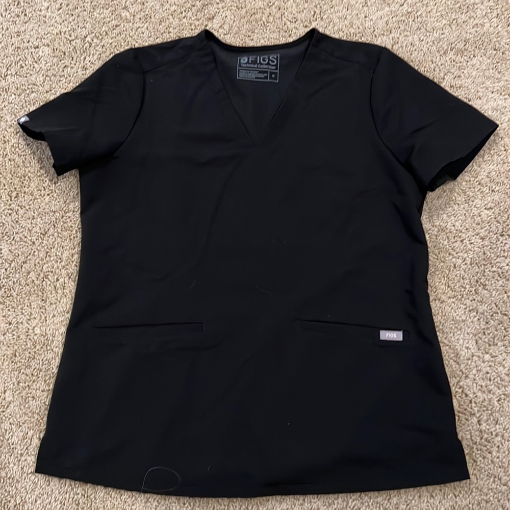 FIGS Casma 3 pocket scrub top